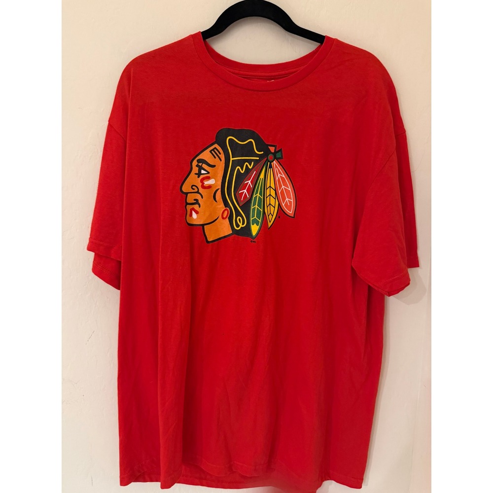 Men's Fanatics Chicago Blackhawks NHL Red Short Sleeve Logo T-Shirt Size XL-NWOT